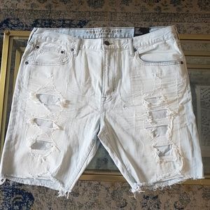 American Eagle Jean Shorts Size 38 NWT